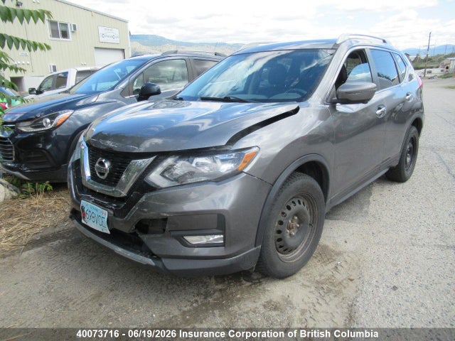 Nissan Rogue 2017 5N1AT2MV4HC772794 Image 2