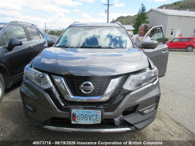 Nissan Rogue 2017 5N1AT2MV4HC772794 Image 6