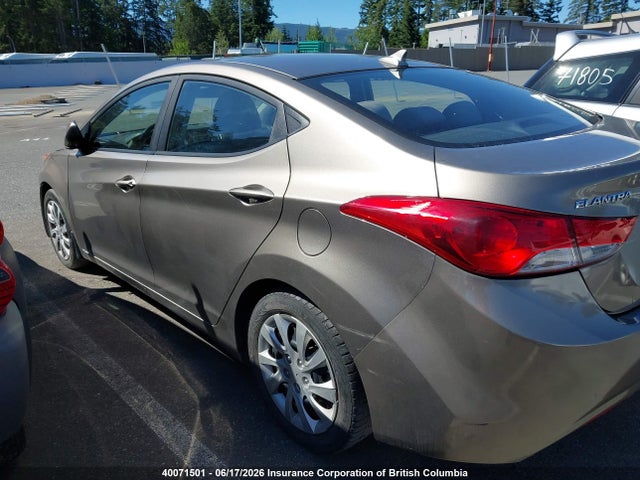 2013 Hyundai Elantra Gls/limited მანქანა იყიდება აუქციონზე, vin: 5NPDH4AE9DH364986, აუქციონის ნომერი: 40071501