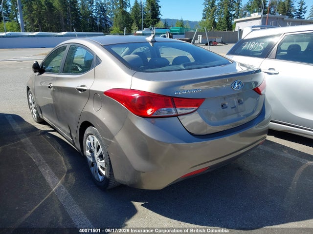 2013 Hyundai Elantra Gls/limited მანქანა იყიდება აუქციონზე, vin: 5NPDH4AE9DH364986, აუქციონის ნომერი: 40071501