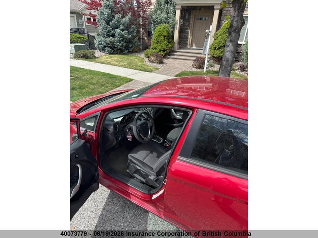 40073779 :رقم المزاد ، 3FADP4BJ8CM206328 vin ، 2012 Ford Fiesta Se مزاد بيع