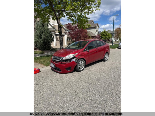40073779 :رقم المزاد ، 3FADP4BJ8CM206328 vin ، 2012 Ford Fiesta Se مزاد بيع