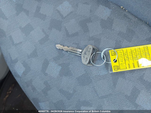 2000 Toyota Echo მანქანა იყიდება აუქციონზე, vin: JTDBT1236Y0087248, აუქციონის ნომერი: 40065776