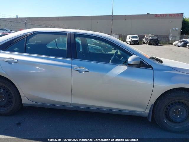4T1BF1FK3HU291048 Toyota Camry