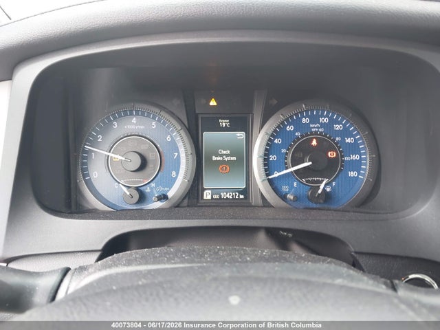 5TDYK3DC5FS566910 Toyota Sienna Xle/limited