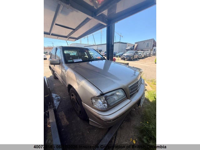 40073816 :رقم المزاد ، WDBHA24GXYF952112 vin ، 2000 Mercedes-benz C 230 مزاد بيع