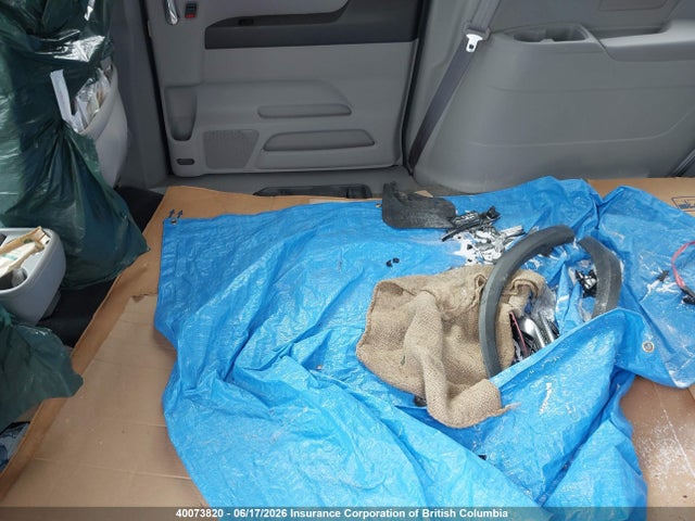 Продаж на аукціоні авто 2016 Honda Odyssey Se, vin: 5FNRL5H39GB502799, номер лоту: 40073820