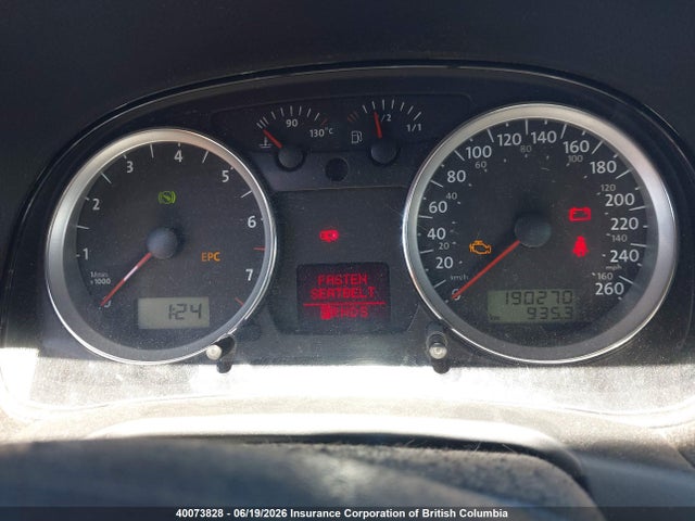 Продажа на аукционе авто 2010 Volkswagen Golf, vin: 9BWEL4BE7A4000526, номер лота: 40073828