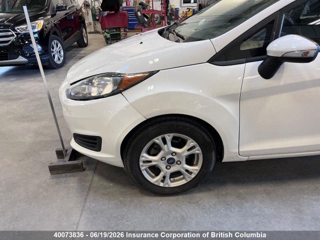 Ford FIESTA SE 2016 3FADP4EJ3GM160537 Image 16