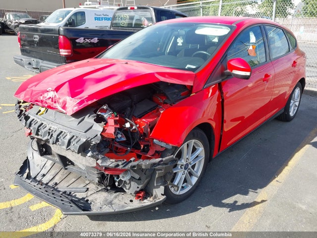 Ford FOCUS SE 2017 1FADP3K28HL301094 Image 2