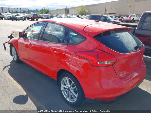 Ford FOCUS SE 2017 1FADP3K28HL301094 Image 3