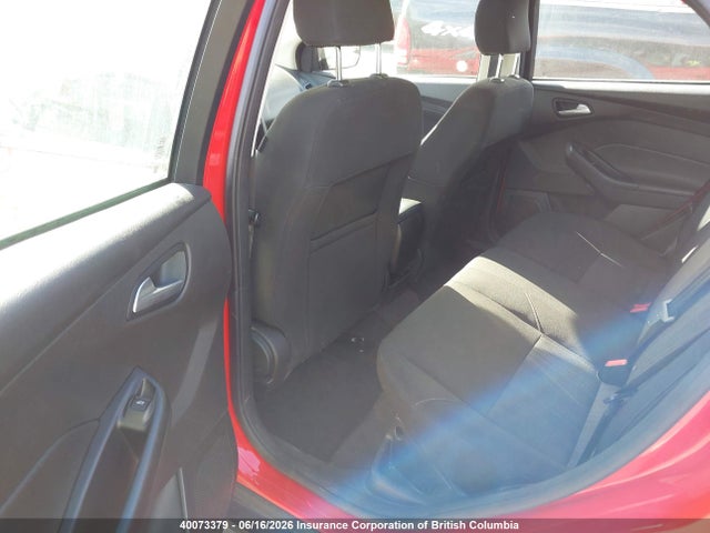 Ford FOCUS SE 2017 1FADP3K28HL301094 Image 8