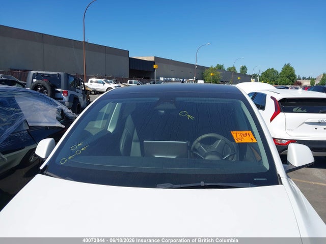 Tesla Model Y 2022 7SAYGAEE9NF550401 Image 18
