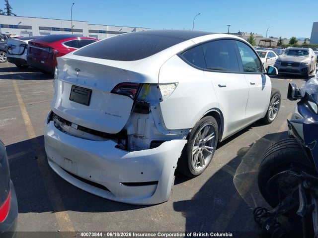 Tesla Model Y 2022 7SAYGAEE9NF550401 Image 4