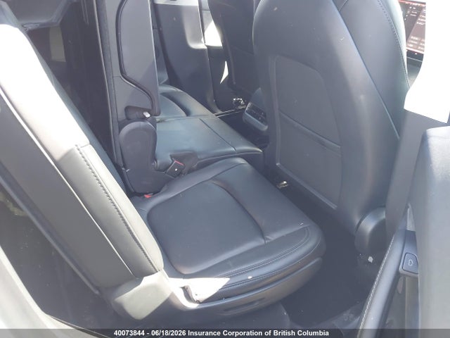 Tesla Model Y 2022 7SAYGAEE9NF550401 Image 8