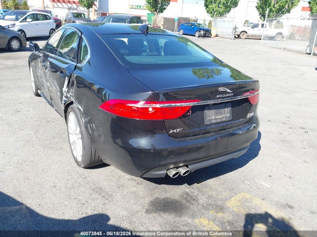 Jaguar XF 2017 SAJBK4BN9HCY46335 Image 3