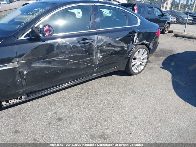 Jaguar XF 2017 SAJBK4BN9HCY46335 Image 6