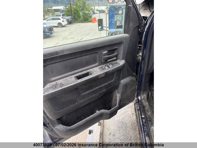 40073859 :رقم المزاد ، 3C6RR7KT7HG626303 vin ، 2017 Ram 1500 St مزاد بيع