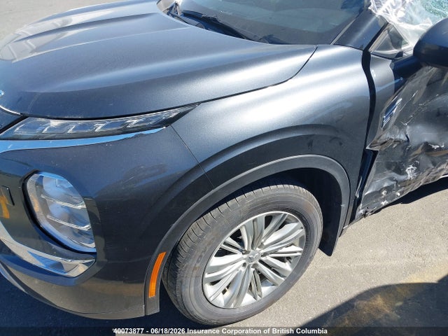 JA4T5VA99SZ622548 Mitsubishi Outlander Se