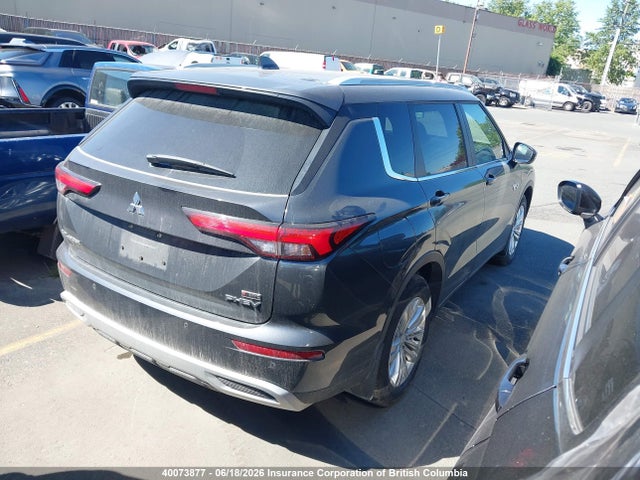 JA4T5VA99SZ622548 Mitsubishi Outlander Se