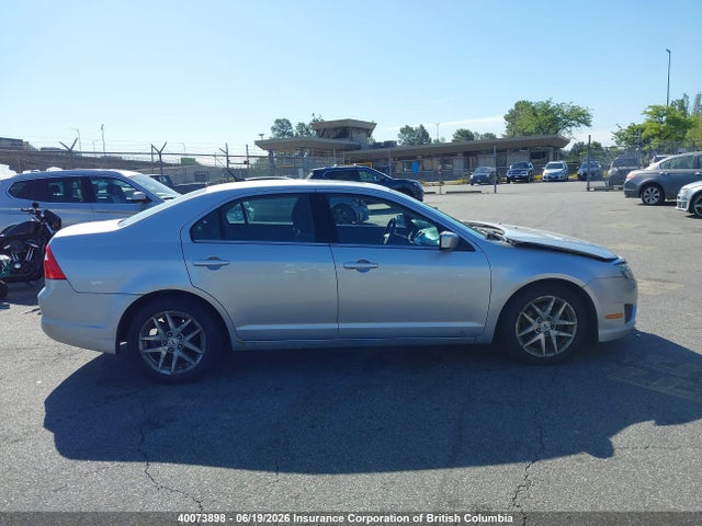 40073898 :رقم المزاد ، 3FAHP0JA2BR276954 vin ، 2011 Ford Fusion Sel مزاد بيع