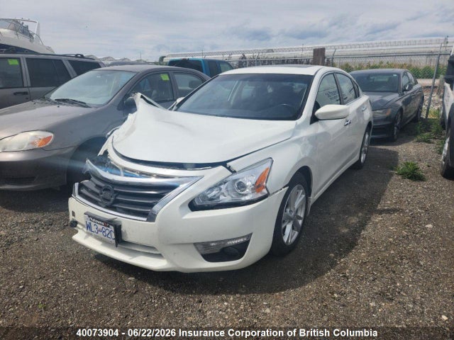 2014 Nissan Altima 2.5/s/sv/sl მანქანა იყიდება აუქციონზე, vin: 1N4AL3AP2EN224170, აუქციონის ნომერი: 40073904
