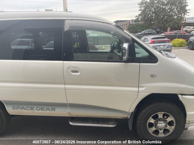 Продажа на аукционе авто 2005 Mitsubishi Delica Active Field, vin: PD6W1100218, номер лота: 40073907