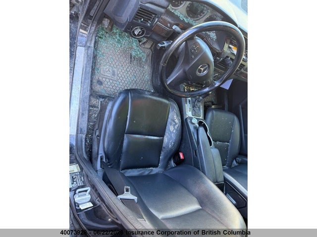 40073928 :رقم المزاد ، WDCGG8HB7BF565032 vin ، 2011 Mercedes-benz Glk 350 4matic مزاد بيع