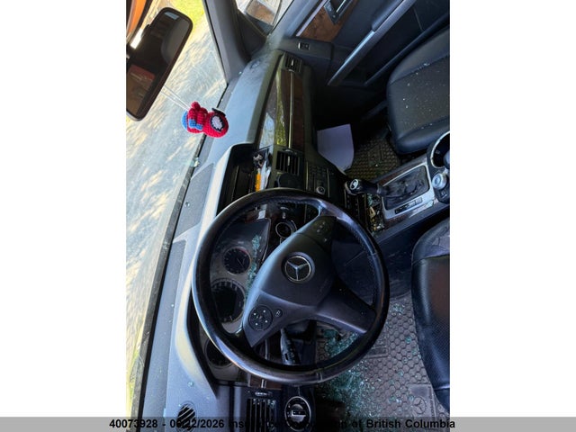 40073928 :رقم المزاد ، WDCGG8HB7BF565032 vin ، 2011 Mercedes-benz Glk 350 4matic مزاد بيع