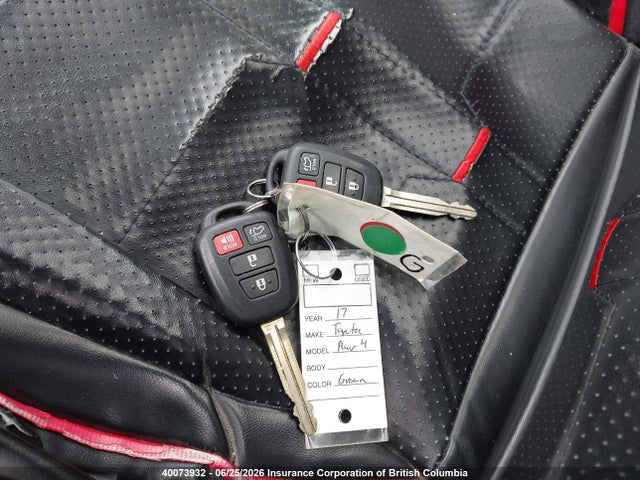 Toyota RAV4 2017 2T3RFREV7HW682753 Image 11