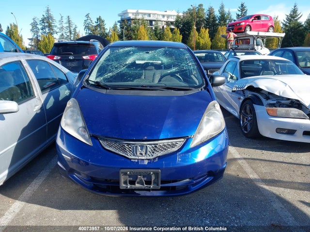40073957 :رقم المزاد ، JHMGE8G27AC802856 vin ، 2010 Honda Fit مزاد بيع