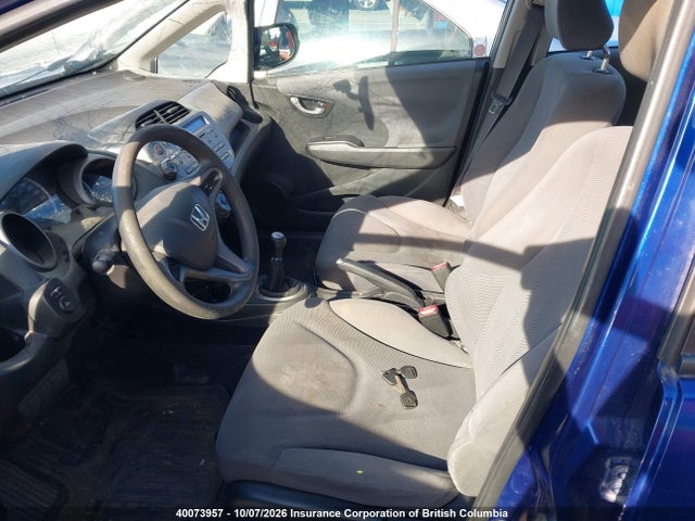 40073957 :رقم المزاد ، JHMGE8G27AC802856 vin ، 2010 Honda Fit مزاد بيع