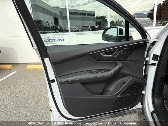 Audi Q7 2025 WA1MVBF76SD031021 Image 23