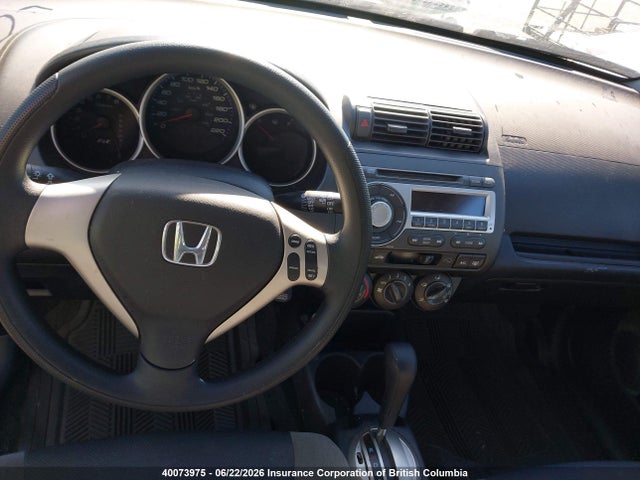 2008 Honda Fit მანქანა იყიდება აუქციონზე, vin: JHMGD38428S812071, აუქციონის ნომერი: 40073975