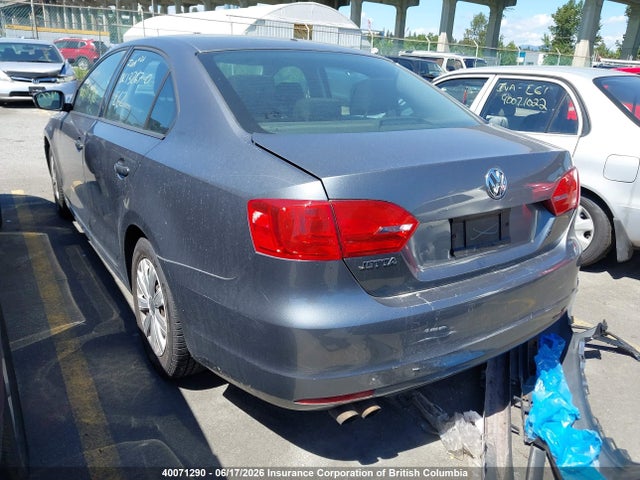 Продаж на аукціоні авто 2014 Volkswagen Jetta 2.0l Trendline+, vin: 3VW2K7AJ3EM245041, номер лоту: 40071290