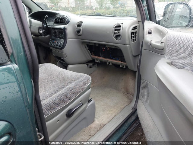 40068099 :رقم المزاد ، 2B4GP45R4VR332476 vin ، 1997 Dodge Caravan Se/sport مزاد بيع