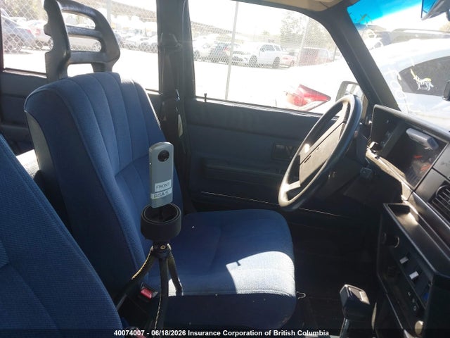 40074007 :رقم المزاد ، YV1AX8850M1908036 vin ، 1991 Volvo 240 مزاد بيع