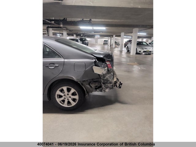 40074041 :رقم المزاد ، 4T1BE46K09U289151 vin ، 2009 Toyota Camry مزاد بيع