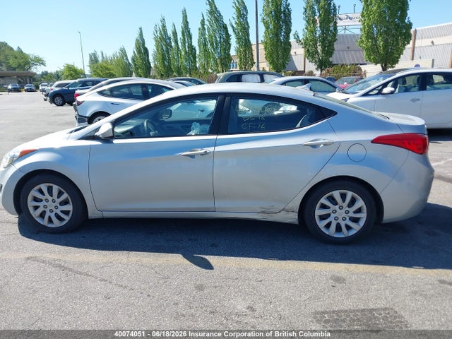 2013 Hyundai Elantra Gls/limited მანქანა იყიდება აუქციონზე, vin: 5NPDH4AE1DH327253, აუქციონის ნომერი: 40074051