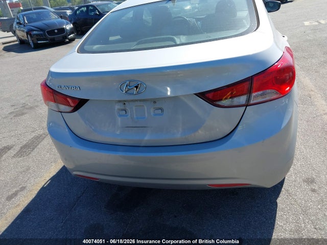 2013 Hyundai Elantra Gls/limited მანქანა იყიდება აუქციონზე, vin: 5NPDH4AE1DH327253, აუქციონის ნომერი: 40074051