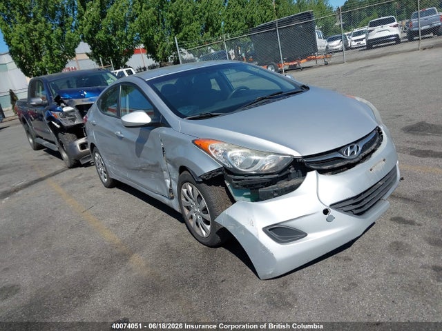 2013 Hyundai Elantra Gls/limited მანქანა იყიდება აუქციონზე, vin: 5NPDH4AE1DH327253, აუქციონის ნომერი: 40074051