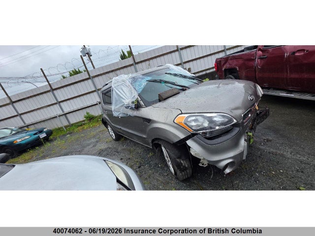 40074062 :رقم المزاد ، KNDJT2A60D7597626 vin ، 2013 Kia Soul مزاد بيع
