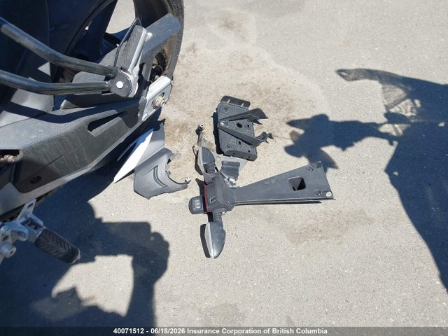 Aukcja sprzedaży 2026 Aprilia Tuono 457, vin: ZD4XEUB03T6001279, numer aukcji: 40071512