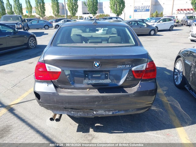 2007 Bmw 323i მანქანა იყიდება აუქციონზე, vin: WBAVH13517KC96057, აუქციონის ნომერი: 40074128