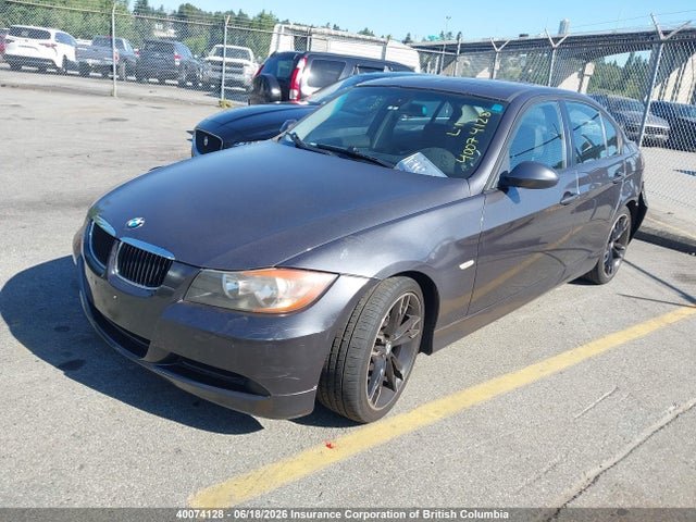 2007 Bmw 323i მანქანა იყიდება აუქციონზე, vin: WBAVH13517KC96057, აუქციონის ნომერი: 40074128