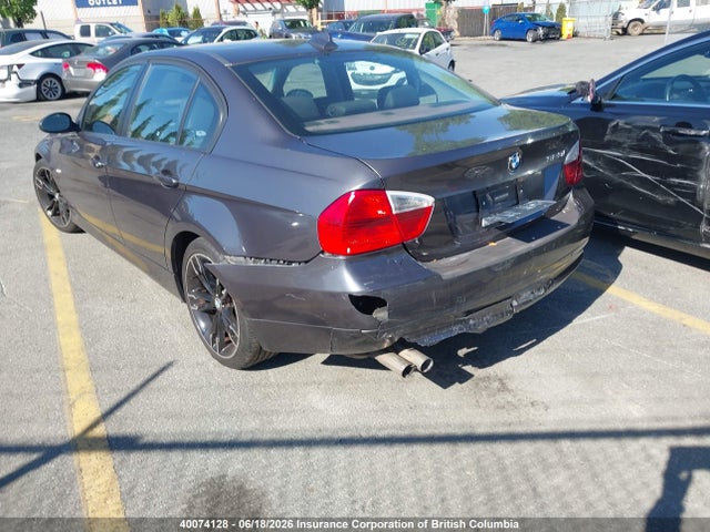 2007 Bmw 323i მანქანა იყიდება აუქციონზე, vin: WBAVH13517KC96057, აუქციონის ნომერი: 40074128