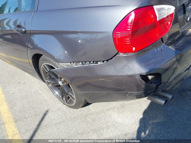 2007 Bmw 323i მანქანა იყიდება აუქციონზე, vin: WBAVH13517KC96057, აუქციონის ნომერი: 40074128