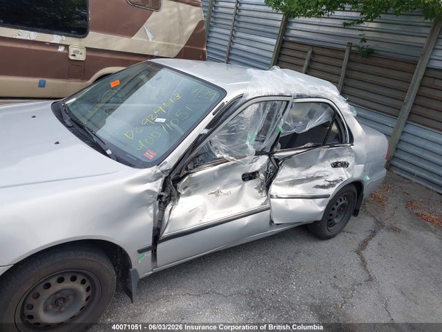 40071051 :رقم المزاد ، 2T1BR12E92C881657 vin ، 2002 Toyota Corolla Ce/le/s مزاد بيع