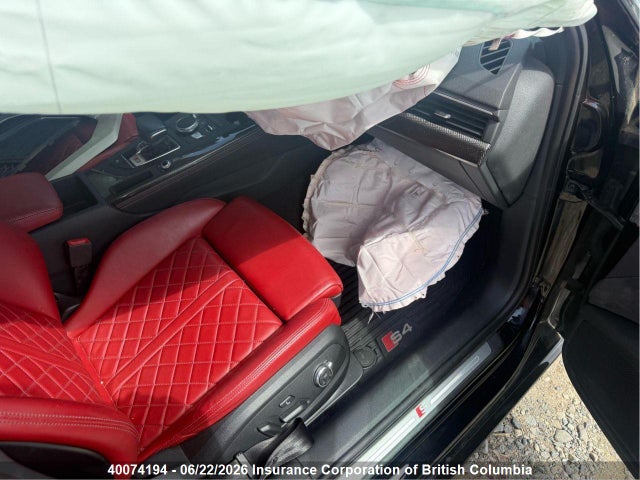 40074194 :رقم المزاد ، WAUB4AF40JA081927 vin ، 2018 Audi S4 مزاد بيع