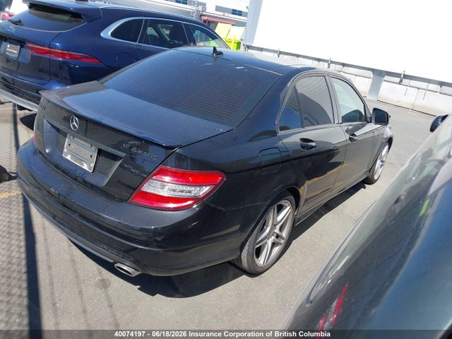 40074197 :رقم المزاد ، WDDGF87X29F353970 vin ، 2009 Mercedes-benz C 350 4matic مزاد بيع